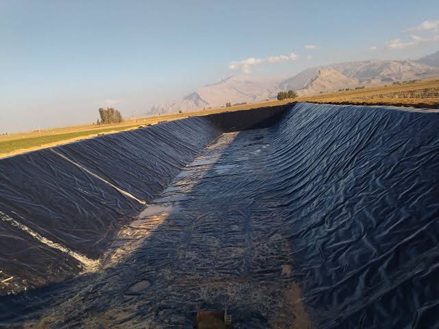 تصویر 2 از ورق ژئوممبران آب بان تولید شده برای عایق بندی
